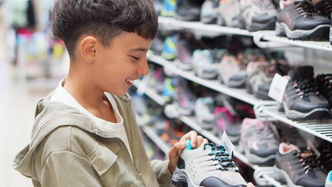 Sambut Kenaikan Kelas, Siap-siap Berburu Diskon Sepatu Anak Di Transmart Full Day Sale