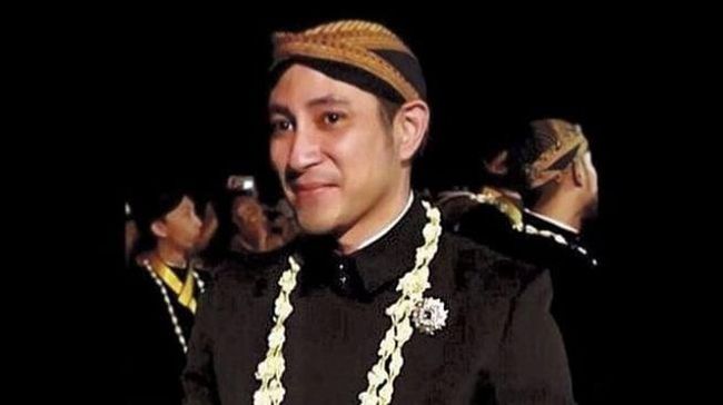 Cucu Presiden Soekarno, 7 Foto Pangeran Surakarta yang Gagal Jadi Raja