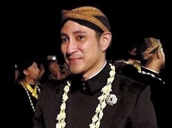 Cucu Presiden Soekarno, 7 Foto Pangeran Surakarta yang Gagal Jadi Raja