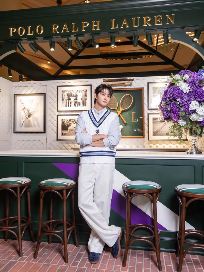 Kedatangan sang aktor menandai kali pertama mengunjungi Pacific Place, Admiralty, Hong Kong untuk hal pekerjaan sekaligus partisipasi perdana membawakan citra mahal Polo Ralph Lauren, Beauties./ Foto: instagram.com/rlawodnjs_