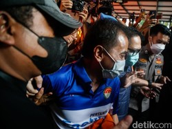 Roy Suryo-dr Tifa Dibawa ke Rutan Polda, Besok Dilimpahkan ke Jaksa