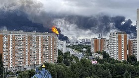 Ukraina Bombardir Dua Kilang Minyak Rusia dengan Serangan Drone