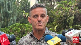 Prabowo Panggil Erick Thohir dan John Herdman ke Hambalang
