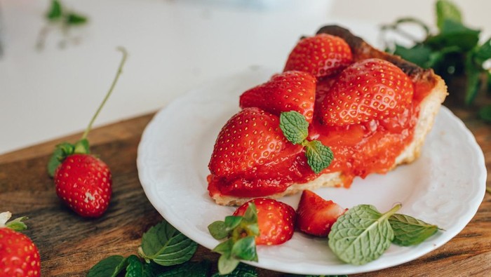 Resep Strawberry Glazed Pie, Solusi Dessert Cantik Tanpa Perlu Ribet Nyalain Oven