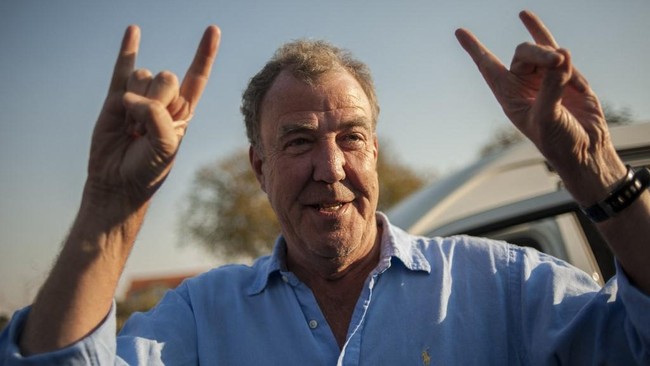 Eks pembawa Top Gear, Jeremy Clarkson, mengungkap dirinya mengidap kanker prostat dalam episode final musim kelima Clarkson's Farm.
