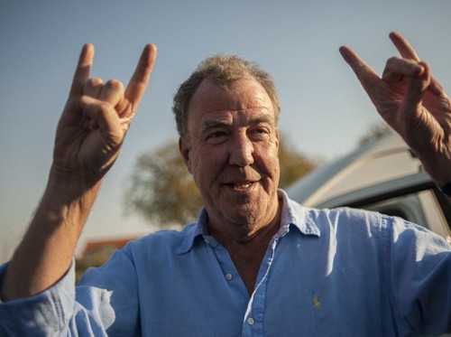 Eks pembawa Top Gear, Jeremy Clarkson, mengungkap dirinya mengidap kanker prostat dalam episode final musim kelima Clarkson's Farm.