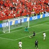 Soccer Football - FIFA World Cup 2026 - Group B - Canada v Qatar - BC Place, Vancouver, Canada - June 18, 2026 Canada's Jonathan David scores their sixth goal to complete a hat-trick REUTERS/Albert Gea     TPX IMAGES OF THE DAY