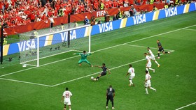 Soccer Football - FIFA World Cup 2026 - Group B - Canada v Qatar - BC Place, Vancouver, Canada - June 18, 2026 Canada's Jonathan David scores their sixth goal to complete a hat-trick REUTERS/Albert Gea     TPX IMAGES OF THE DAY