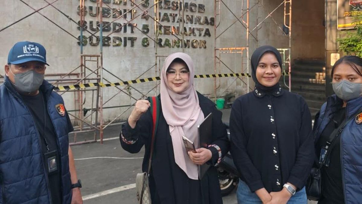 Fakta-fakta Penangkapan dr Tifa dan Roy Suryo Versi Tim Hukum