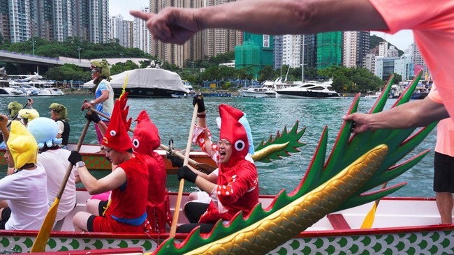 FOTO: Warna-warni Dragon Boat Festival di Hong Kong