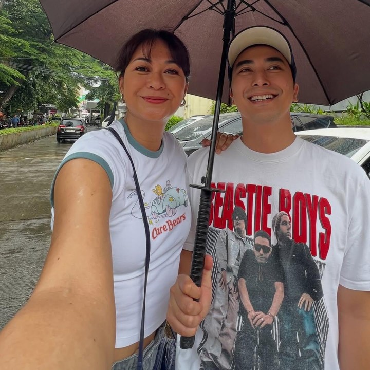 <p>Winky dan Kenes sering menghabiskan waktu bersama di tengah kesibukan. Keduanya kerap <em>quality time</em> dengan jalan-jalan untuk kulineran atau <em>traveling</em> ke luar negeri untuk menikmati liburan. (Foto: Instagram @winkywiryawan912/ @kenesandari)</p>