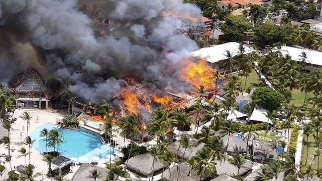 A drone view shows a fire at the Viva Wyndham Dominicus Beach Hotel in Bayahibe, La Altagracia, Dominican Republic, June 19, 2026 in this screen grab obtained from social media video. Gojko Culibrk/via REUTERS  THIS IMAGE HAS BEEN SUPPLIED BY A THIRD