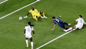 Soccer Football - FIFA World Cup 2026 - Group C - Brazil v Haiti - Philadelphia Stadium, Philadelphia, Pennsylvania, U.S. - June 19, 2026 Brazil's Matheus Cunha scores their first goal REUTERS/Jeenah Moon