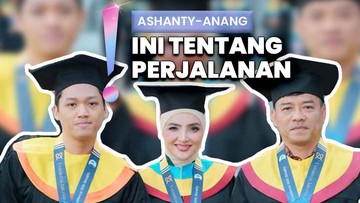 Video: Bahagia Wisuda Bareng Anang-Azriel, Ashanty: Ini Bukan Cuma Gelar