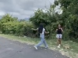 Viral Duel 2 Remaja Putri di Singaraja, Polisi Lakukan Penyelidikan
