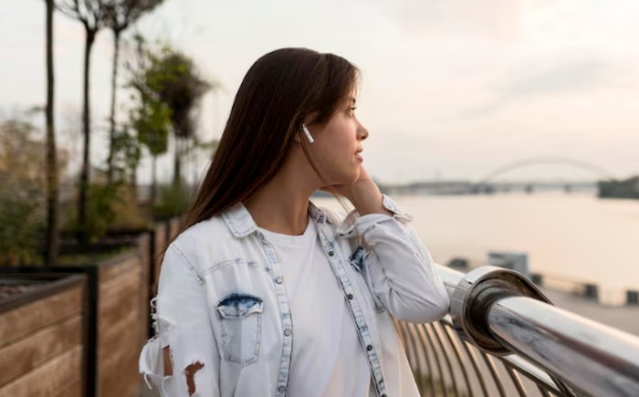 Gemini dikenal sebagai sosok yang penuh ide dan harapan terhadap masa depan. Namun ketika menghadapi kehilangan, mereka bisa menjadi salah satu zodiak yang paling sulit move on./ Foto: magnific.com