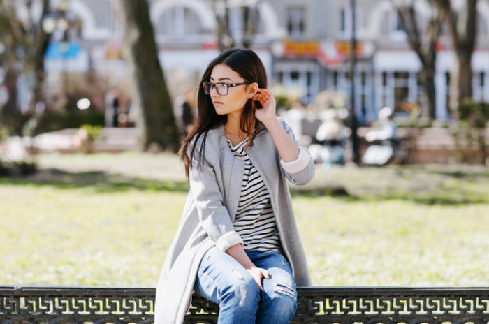 Gemini mampu melihat berbagai sudut pandang dan menemukan solusi kreatif saat menghadapi tekanan. Kemampuan komunikasinya juga membantu meredakan konflik dengan efektif./ Foto: magnific.com/prostooleh