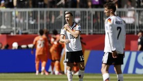 Soccer Football - FIFA World Cup 2026 - Group E - Germany v Ivory Coast - Toronto Stadium, Toronto, Canada - June 20, 2026 Germany's Nico Schlotterbeck reacts after Ivory Coast's Franck Kessie scores their first goal REUTERS/Benoit Tessier