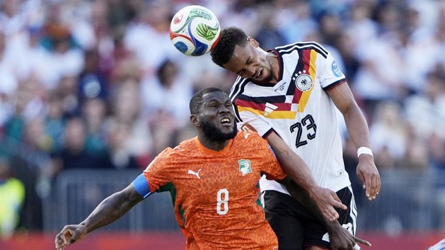 Soccer Football - FIFA World Cup 2026 - Group E - Germany v Ivory Coast - Toronto Stadium, Toronto, Canada - June 20, 2026 Ivory Coast's Franck Kessie in action with Germany's Felix Nmecha IMAGN IMAGES via Reuters/John E Sokolowski