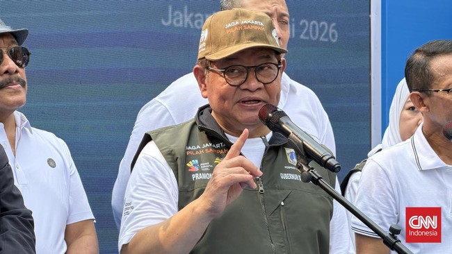 Gubernur DKI Jakarta Pramono Anung menyebut kawasan Dukuh Atas akan menjadi titik integrasi enam moda transportasi sekaligus melalui pembangunan pedestrian deck yang mulai dicanangkan, Minggu (21/6).