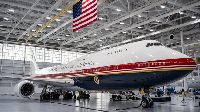 Serba Mewah, Momen Donald Trump Pamer Pesawat Kepresidenan Baru