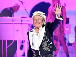 Hampir Pingsan di Panggung, Semangat Rod Stewart untuk Konser Belum Padam di Usia 81 Tahun