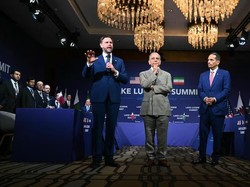 Dunia Hari Ini: Trump Ancam Perang Lagi dengan Iran yang Tutup Selat Hormuz