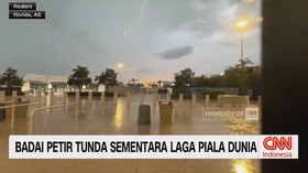 Badai Petir Tunda Sementara Laga Piala Dunia