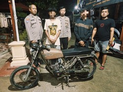 Curi Motor Mahasiswa, 2 Karyawan Warkop di Lamongan Dibekuk Polisi