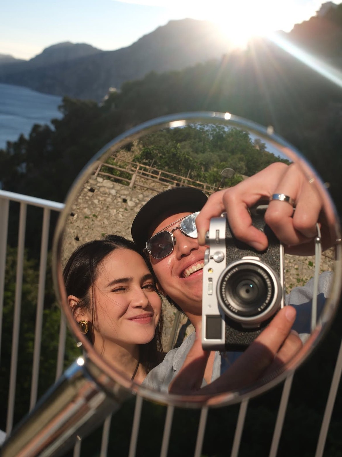 Honeymoon El Rumi dan Syifa Hadju