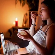 4 Camilan Malam yang Aman untuk Diet