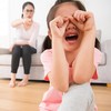 Ada sejumlah kebiasaan orang tua yang justru bisa merusak EQ anak. Hindari atau perbaiki kebiasaan ini agar emosi anak lebih stabil.