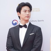 Siap Comeback Pasca Nikah, Ok Taecyeon Dikabarkan Bintangi Drakor Sageuk Baru
