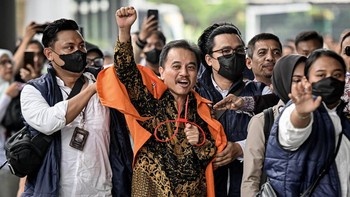 Pelimpahan Tersangka Roy Suryo dan Dokter Tifa ke Kejari Jaksel
