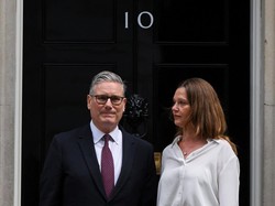 Momen Haru PM Inggris Keir Starmer Bahas Istri-Anak Saat Umumkan Mundur