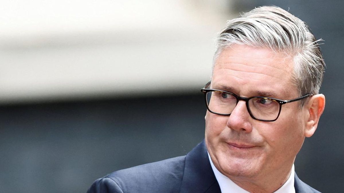 Kenapa PM Inggris Keir Starmer Mundur dari Jabatan?