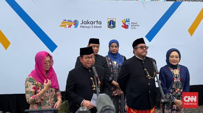 Gubernur DKI Jakarta Pramono Anung Wibowo usai Upacara Peringatan HUT ke-499 Jakarta di Monas.
