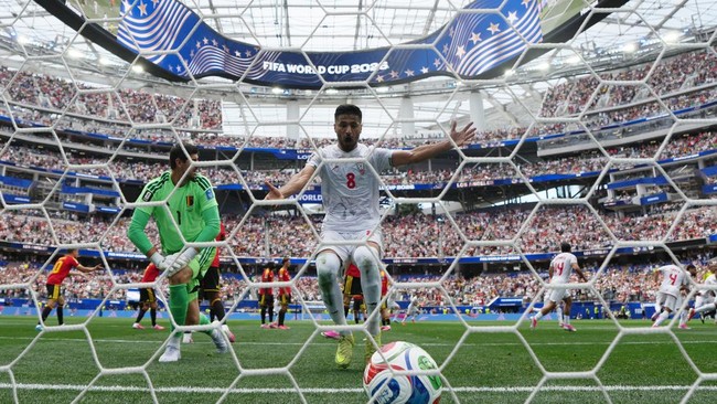 Soccer Football - FIFA World Cup 2026 - Group G - Belgium v Iran - Los Angeles Stadium, Inglewood, California, U.S. - June 21, 2026 Iran's Mohammad Mohebbi celebrates after Mehdi Taremi scores a goal that was later disallowed IMAGN IMAGES via Reuters