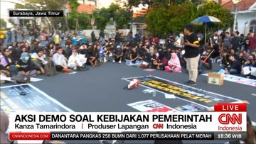 VIDEO: Mahasiswa Surabaya Gelar Aksi Protes Kebijakan Pemerintah