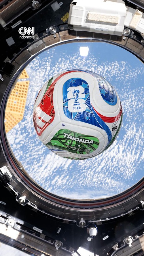 NASA membagikan rekaman eksperimen uji coba bola Piala Dunia 2026 di luar angkasa pada Minggu (21/6).