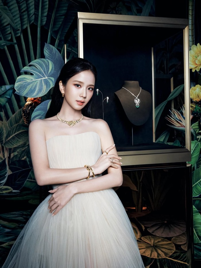 Tidak dapat dipungkiri bahwa BLACKPINK tidak pernah absen dari sorotan publik. Setiap gerak-gerik maupun penampilan mereka pun kerap menciptakan buzz di komunitas online, membuktikan kepopuleran dan pengaruh signifikan./ Foto: instagram.com/sooyaaa__