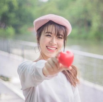 5 Zodiak yang Paling Mudah Jatuh Cinta pada Pandangan Pertama