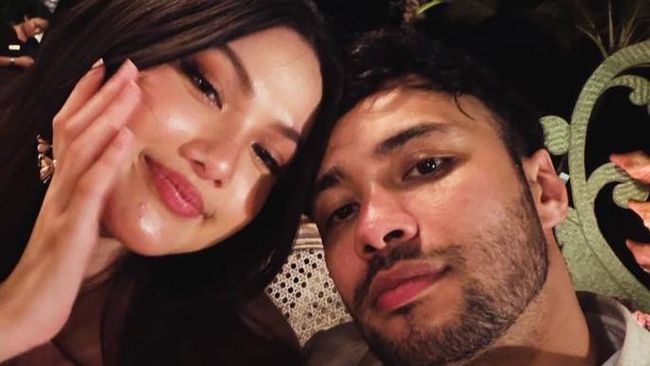 Mulai Go Public, Pesona Cantik Aisyah Aqilah yang Mesra dengan Refal Hady
