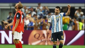 Soccer Football - FIFA World Cup 2026 - Group J - Argentina v Austria - Dallas Stadium, Arlington, Texas, U.S. - June 22, 2026 Argentina's Lionel Messi celebrates scoring their first goal REUTERS/Kai Pfaffenbach
