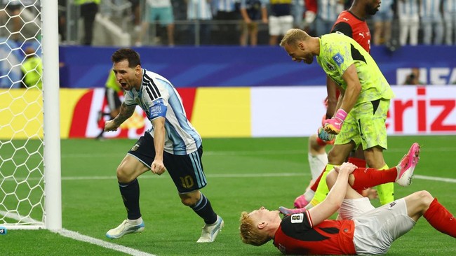 Soccer Football - FIFA World Cup 2026 - Group J - Argentina v Austria - Dallas Stadium, Arlington, Texas, U.S. - June 22, 2026 Argentina's Lionel Messi celebrates scoring their second goal REUTERS/Kai Pfaffenbach