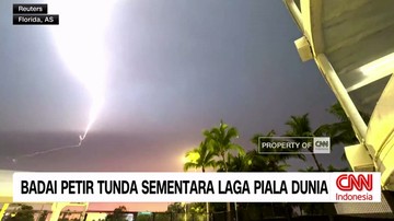 VIDEO: Badai Petir Tunda Sementara Laga Piala Dunia