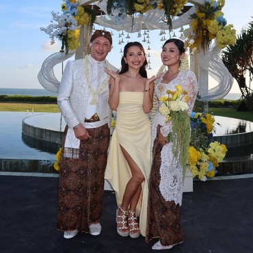 Baru Sebulan Punya Ibu Sambung, Intip Kebersamaan Jennifer Coppen dengan Dyah Ersari