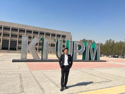 Anak Buruh Angkut Alumni SMAU CT ARSA Ini Kejar Gelar Doktor di Kampus Saudi
