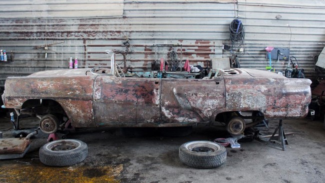 Museum mobil klasik di Damaskus.