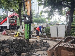 Ratusan Ribu Pendaftar Serbu Program Padat Karya Pemprov DKI
